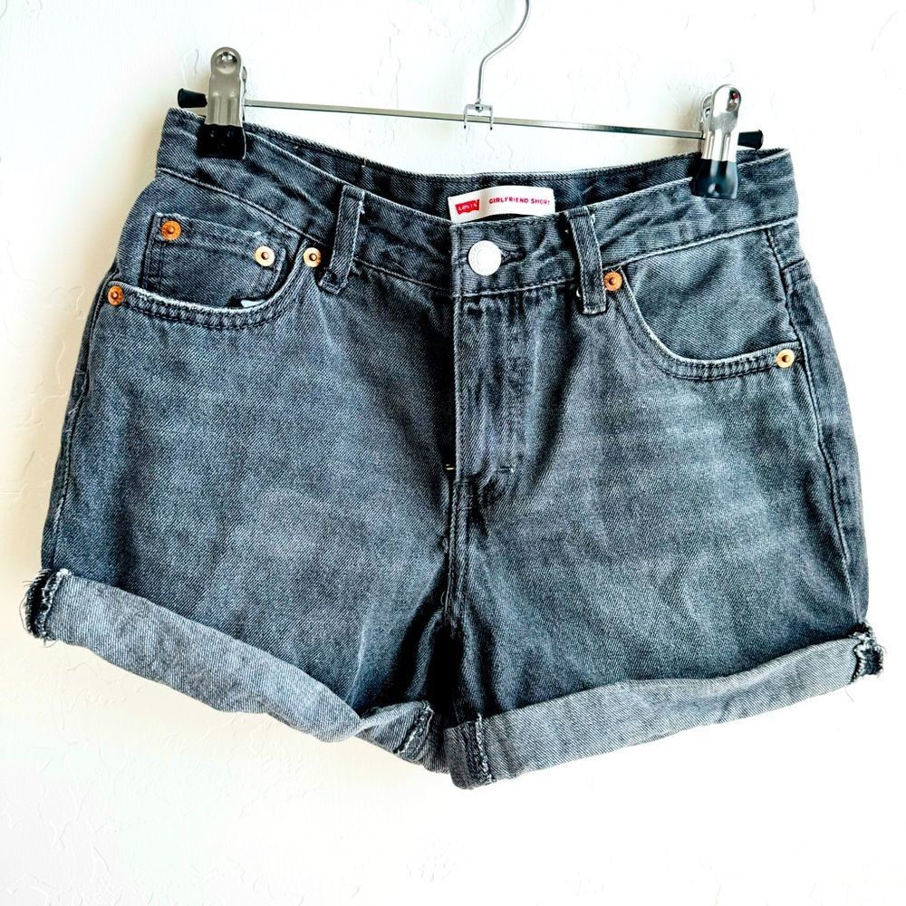 Levi’s Girl Girlfriend Shorts Size 14 reg